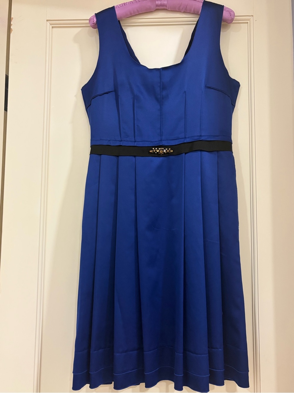 Simply Vera Vera Wang Cobalt Blue V-Neck Pleated Dress with Black Waistband